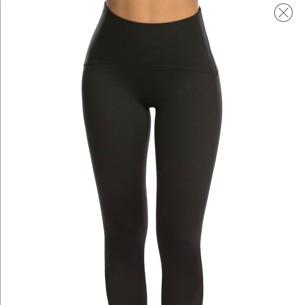 Spanx active compression leggings small (NWT)